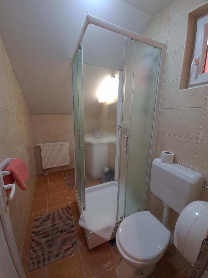 Guest House Aquarius Bosnjaci Luaran gambar