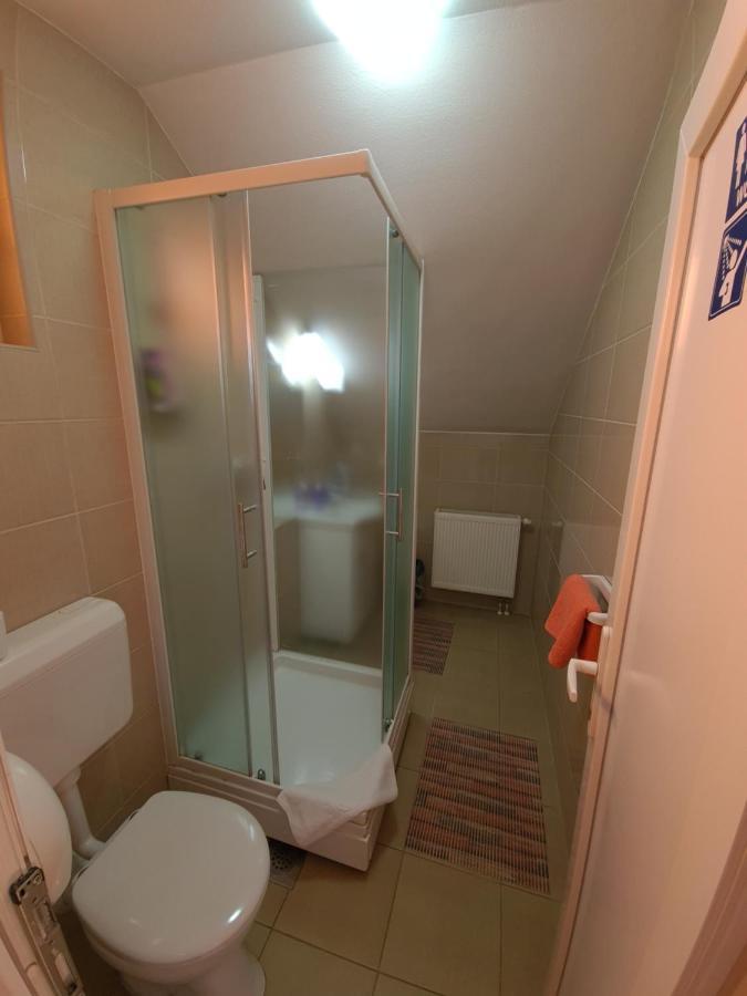 Guest House Aquarius Bosnjaci Luaran gambar